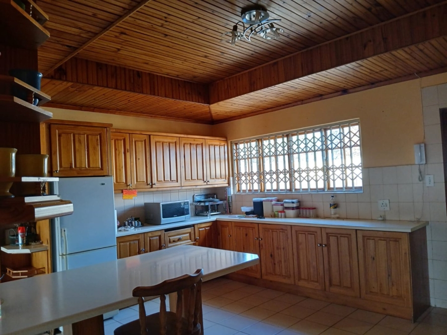 5 Bedroom Property for Sale in King Williams Town Ext 30 Eastern Cape